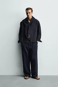RELAXED FIT 100% LINEN SHIRT WITH PLEATED POCKETS