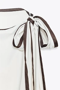 SATIN EFFECT BOW TRIM TOP