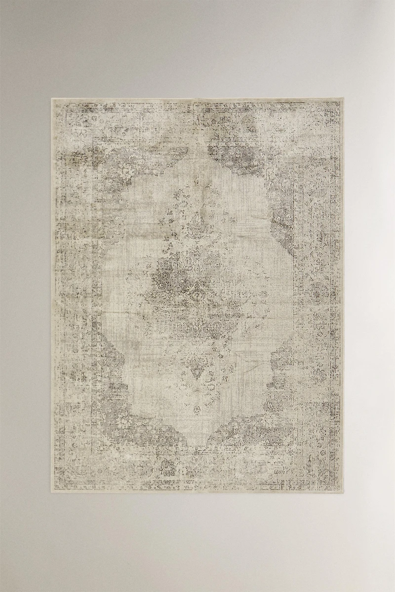 VINTAGE STYLE AREA RUG