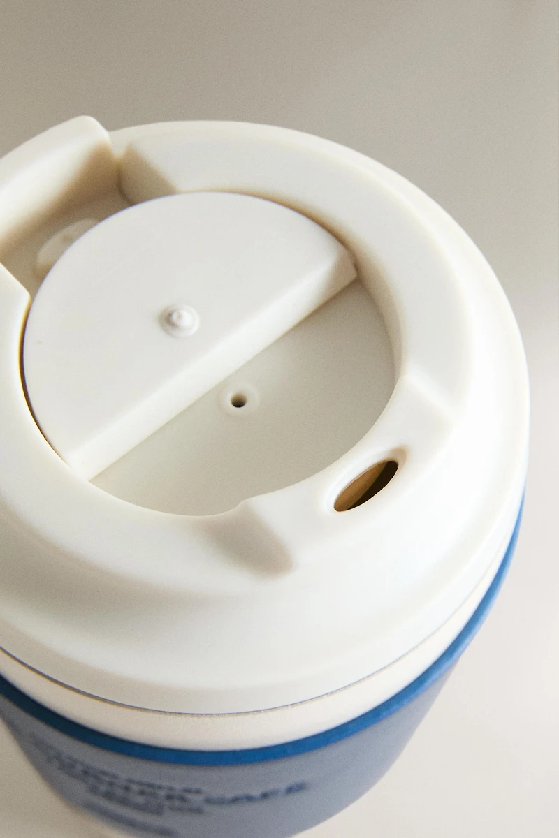 MUG WITH LID AND BAND