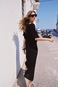 LONG KNIT DRESS WITH RUCHED WAIST