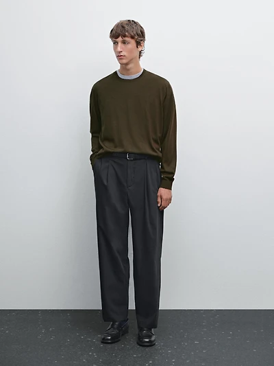 Merino wool crew neck knit sweater