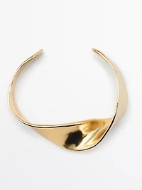 Wide textured bracelet