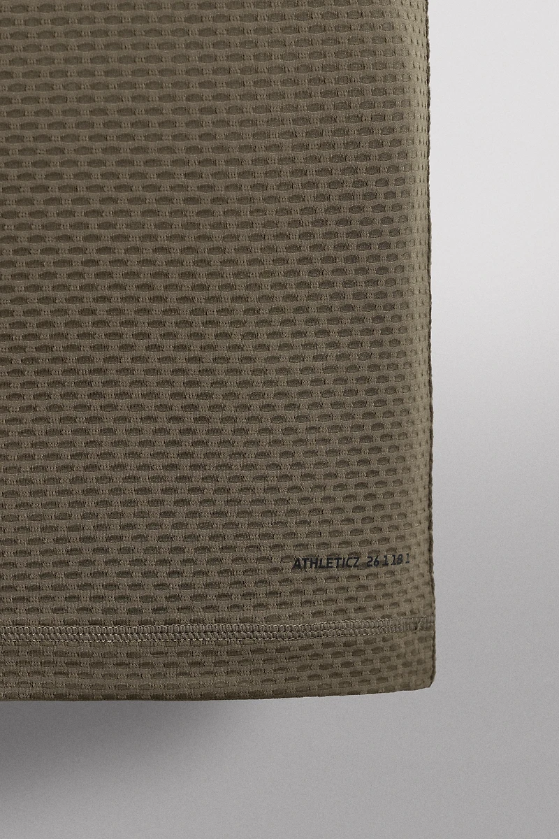 GRAVEL FIRST LAYER TANK TOP