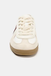 ATHLETIC SNEAKERS