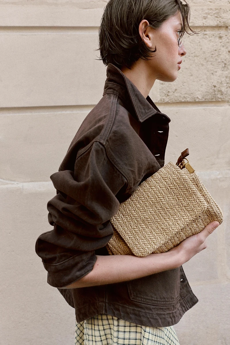 METALLIC CHAIN CROSSBODY BAG