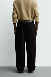 TEXTURED TAPERED FIT PANTS