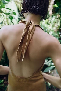 ASYMMETRIC LINEN HALTER TOP