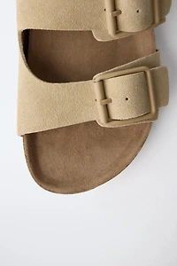LEATHER BUCKLE SANDALS