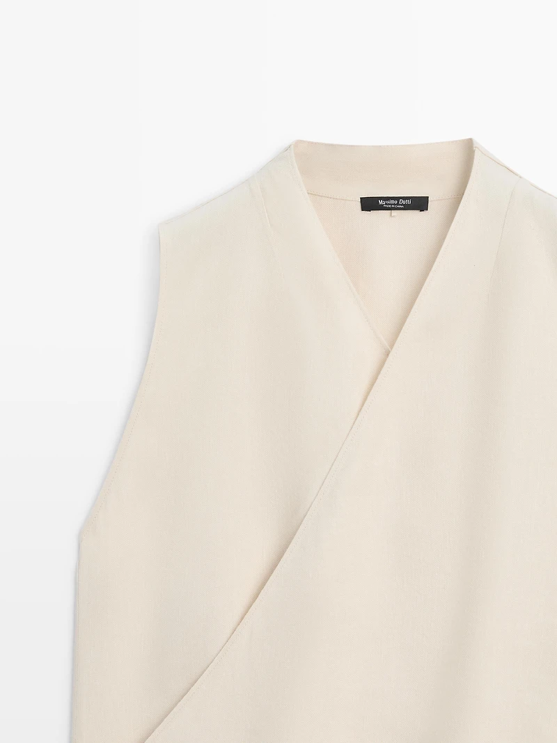 Flowing linen blend crossover top