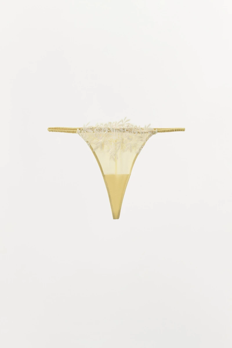 CONTRAST LACE THONG