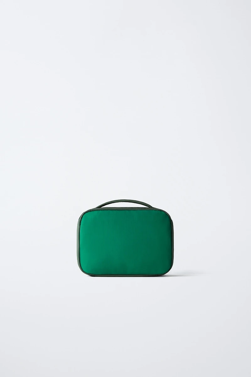 TRAVEL TOILETRY BAG