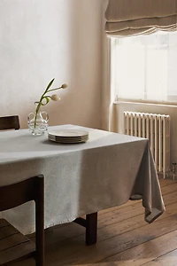 SCALLOPED TABLECLOTH