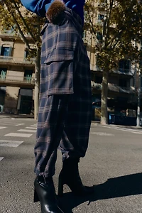 CHECK CARGO BALLOON PANTS