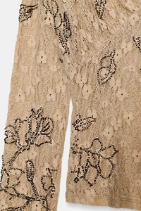 BEADED EMBROIDERED TOP
