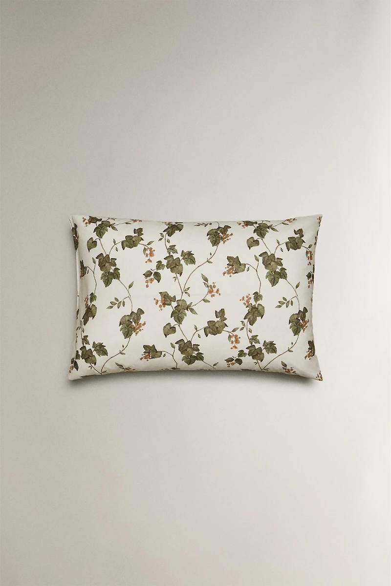 LEAF PRINT PILLOWCASE