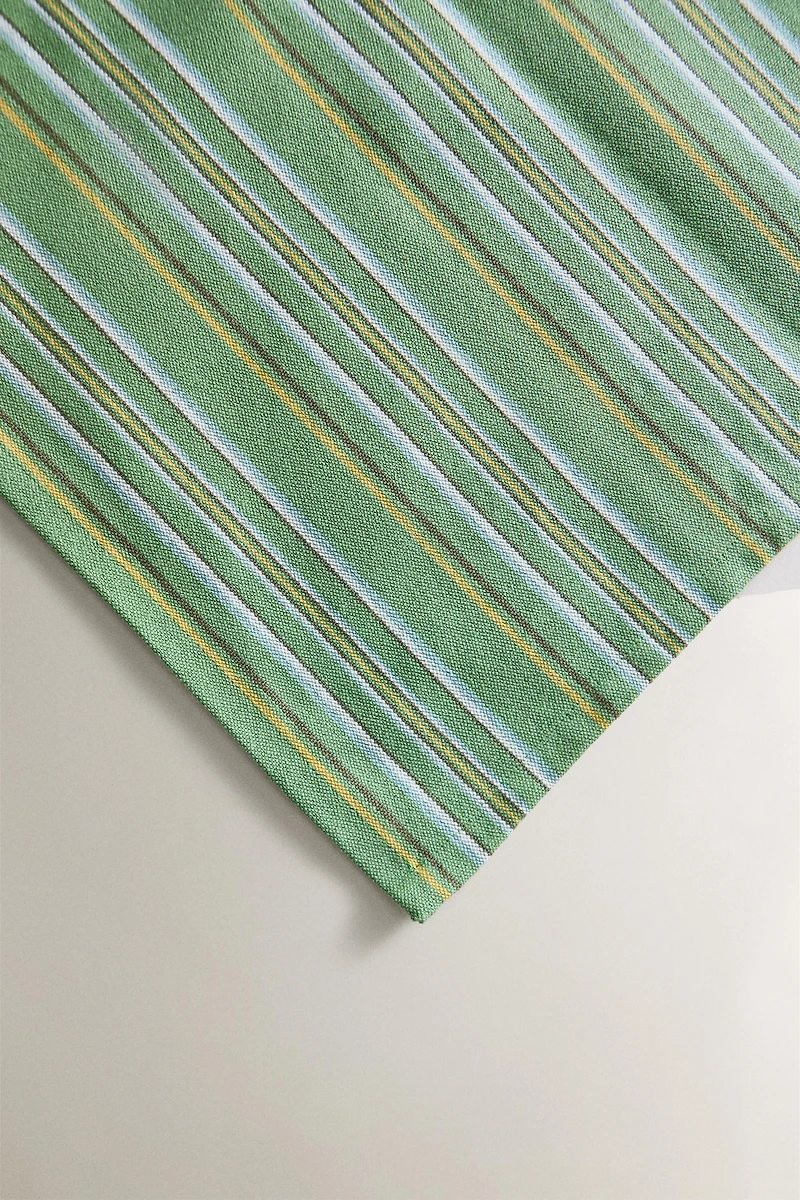 MULTICOLORED STRIPED TABLECLOTH