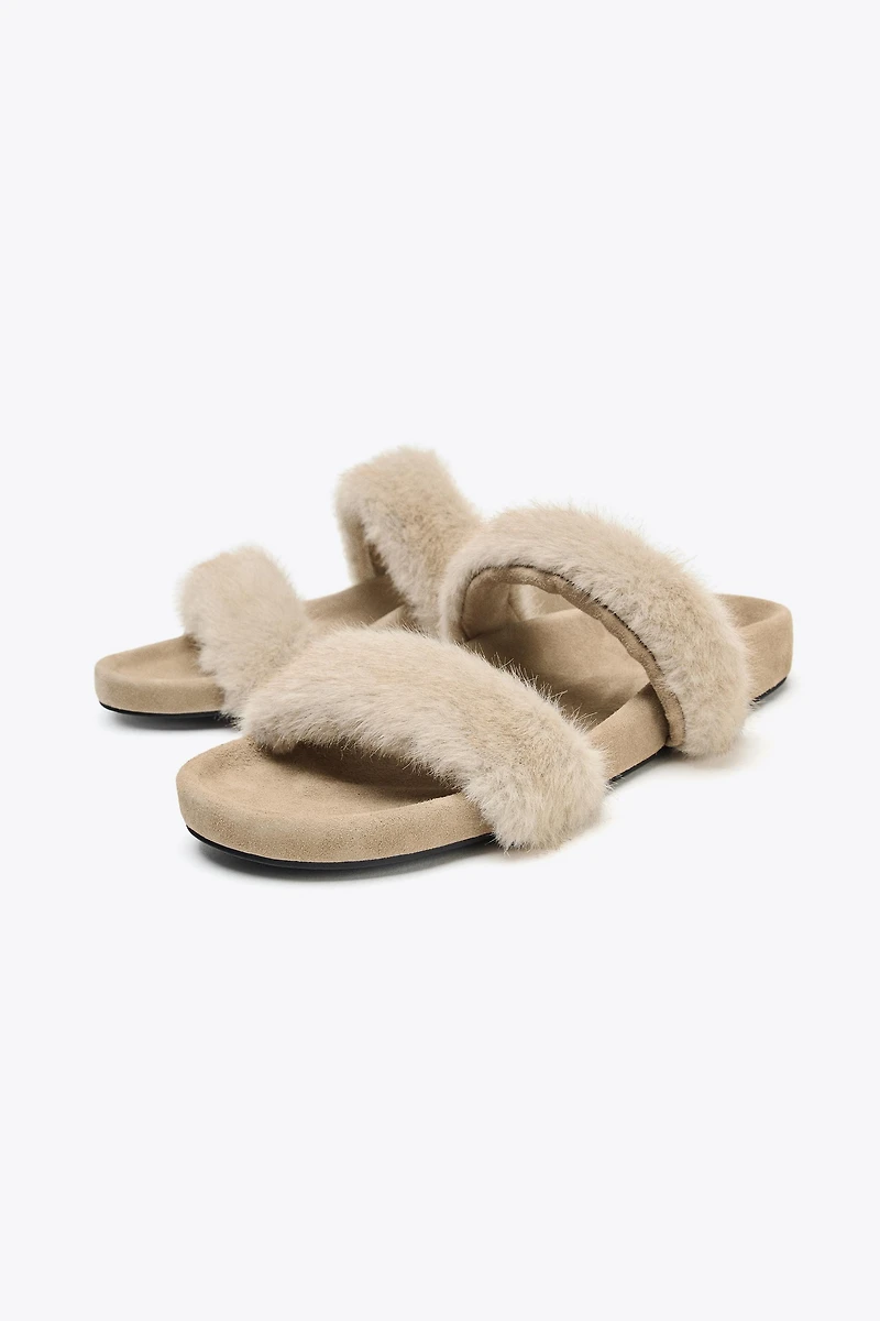 FAUX FUR FLAT SANDALS