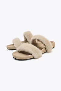 FAUX FUR FLAT SANDALS
