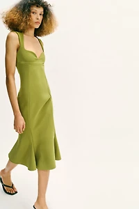 SWEETHEART NECKLINE DRESS
