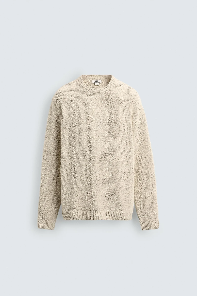 IRREGULAR TEXTURED JUMPER