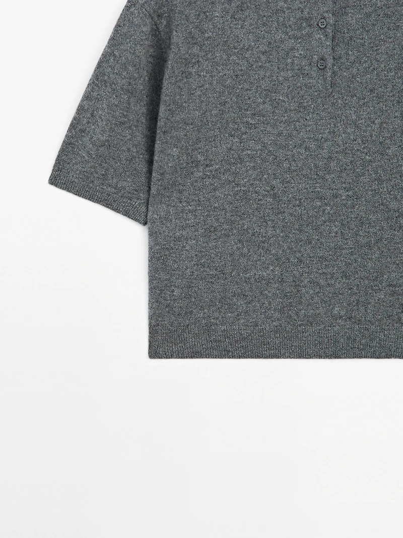 100% cashmere knit short sleeve sweater