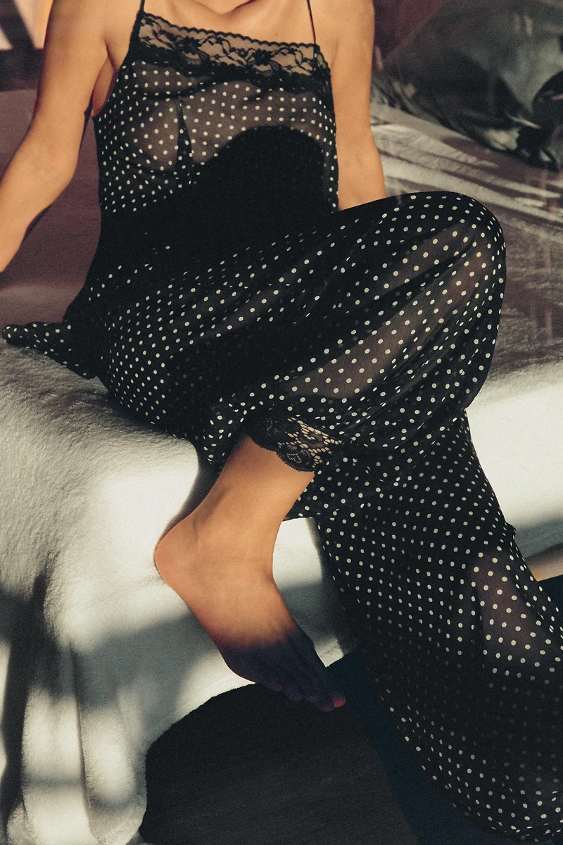 POLKA DOT LACE BLOOMER PANTS