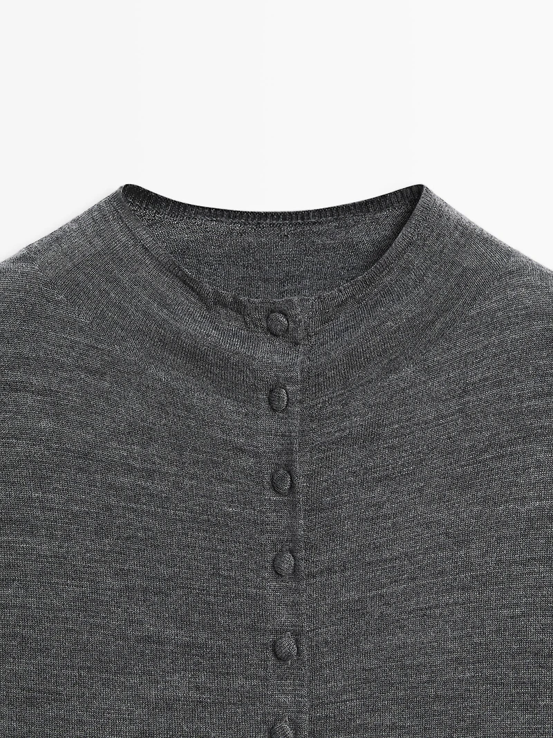 Cardigan col montant avec boutons en tissu