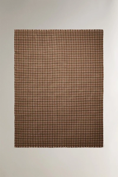 CHECK BLANKET WITH FRINGING