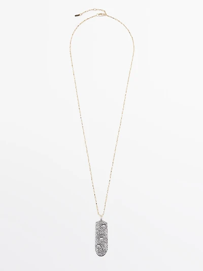 Pendant necklace with metal signet piece
