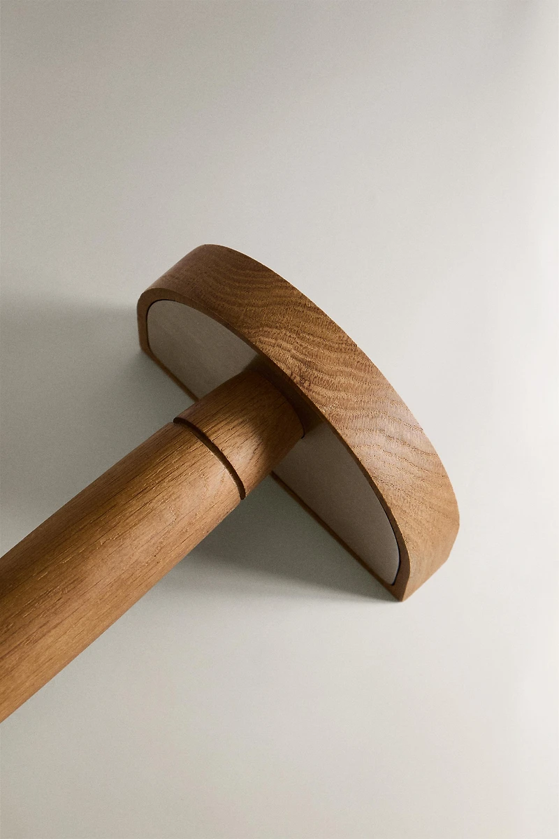 OAK WOOD PUSH-UP POT HOLDERS (PACK OF 2)