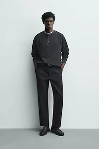 PANTALON STRAIGHT FIT STRUCTURÉ