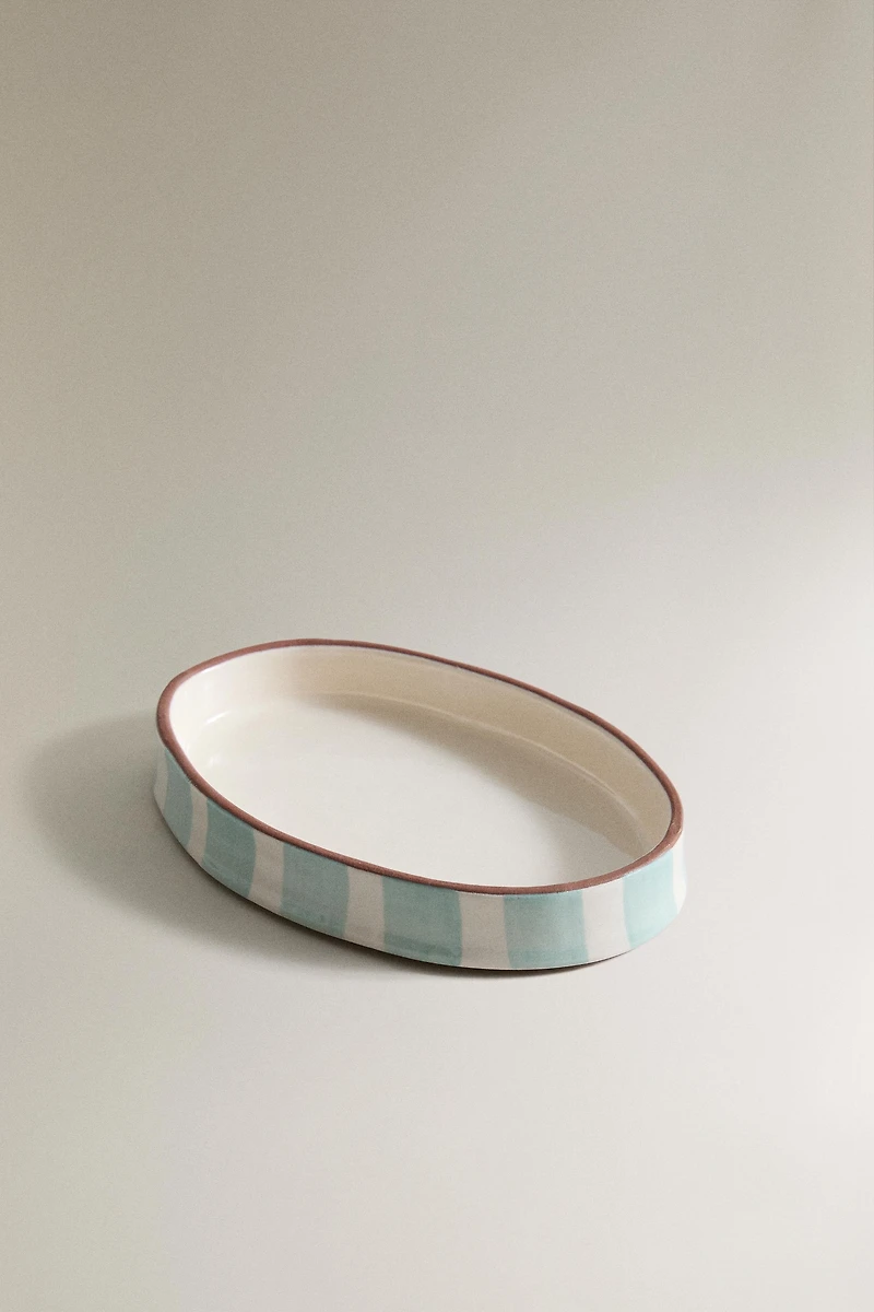 STRIPED CERAMIC BATHROOM SOAP DISH