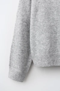 KNIT CARDIGAN