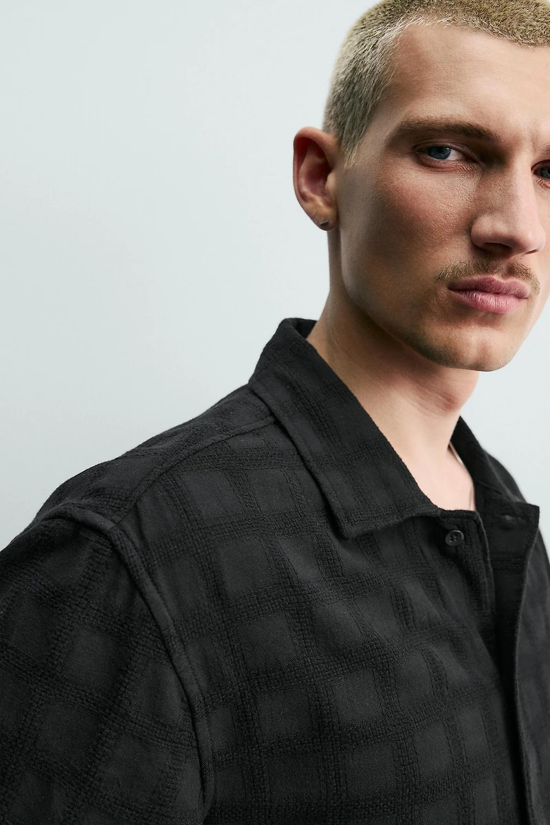 WASHED TEXTURED SHIRT