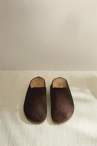MINIMALIST LEATHER CLOGS