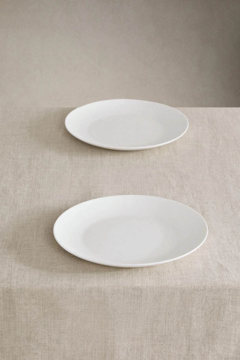 FADED LINEN TABLECLOTH
