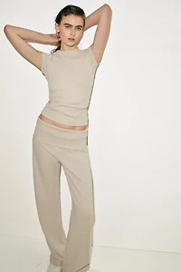 WASHED EFFECT RAGLAN SLEEVE T-SHIRT