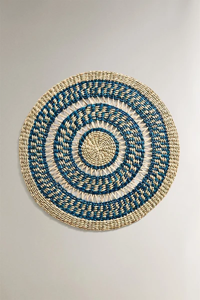 ROUND COLORED WOVEN PLACEMAT