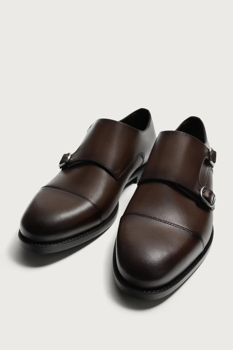 CHAUSSURES EN CUIR DOUBLE BOUCLE
