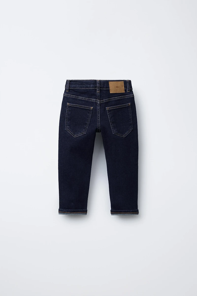 STRAIGHT FIT JEANS