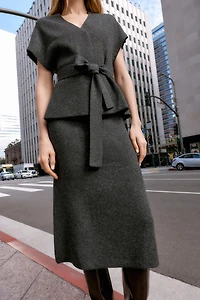 JUPE MI-LONGUE EN MAILLE