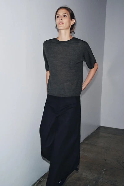 SHORT SLEEVE KNIT WOOL TOP