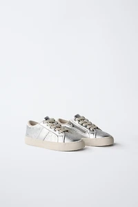 METALLIC STAR SNEAKERS