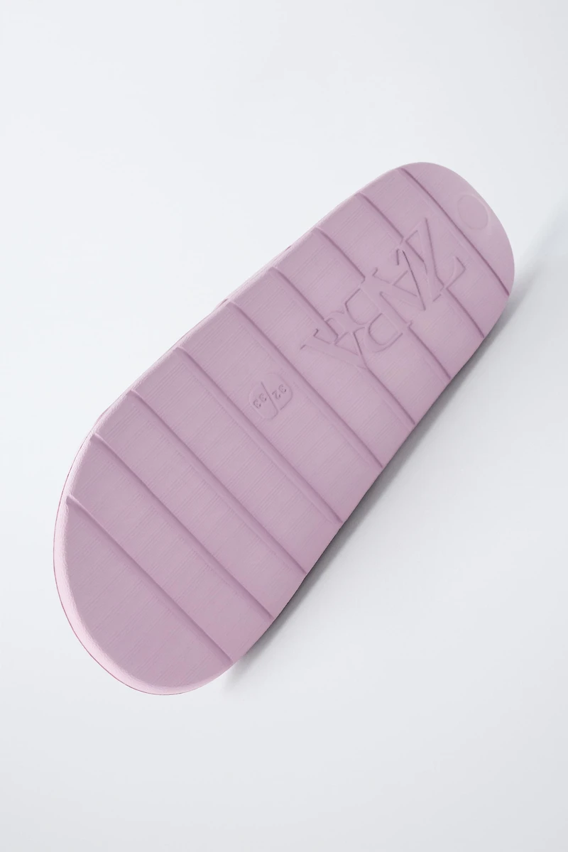 LILO & STITCH © DISNEY SLIDES