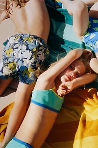 6-14 YEARS/ LEAF PRINT SWIM SHORTS