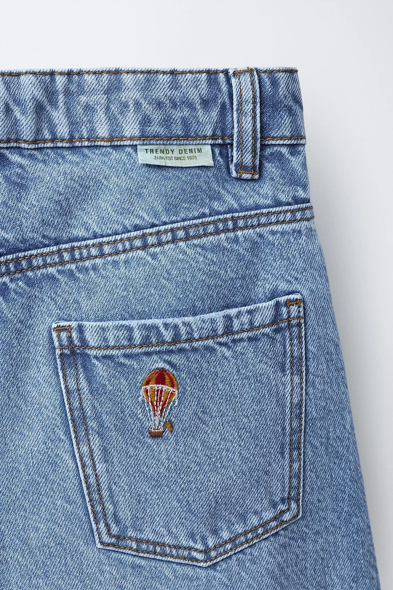 EMBROIDERED BALLOON JEANS