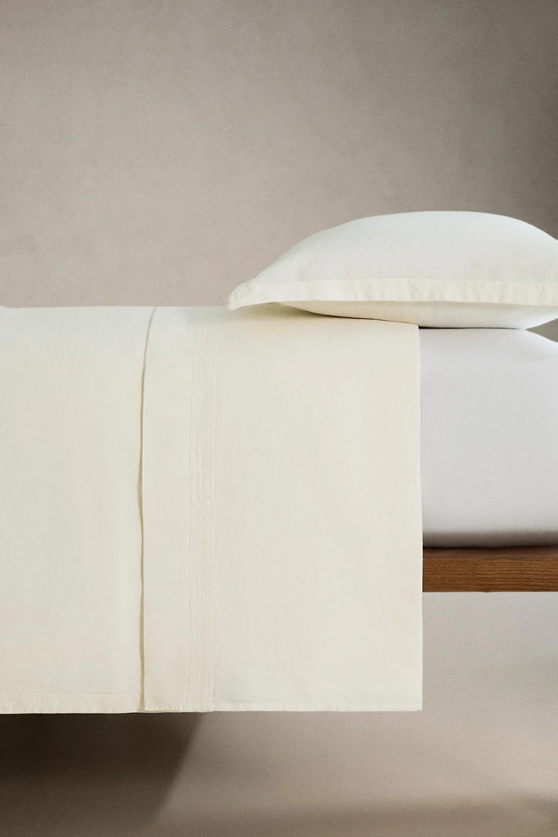 EMBROIDERED FLAT SHEET