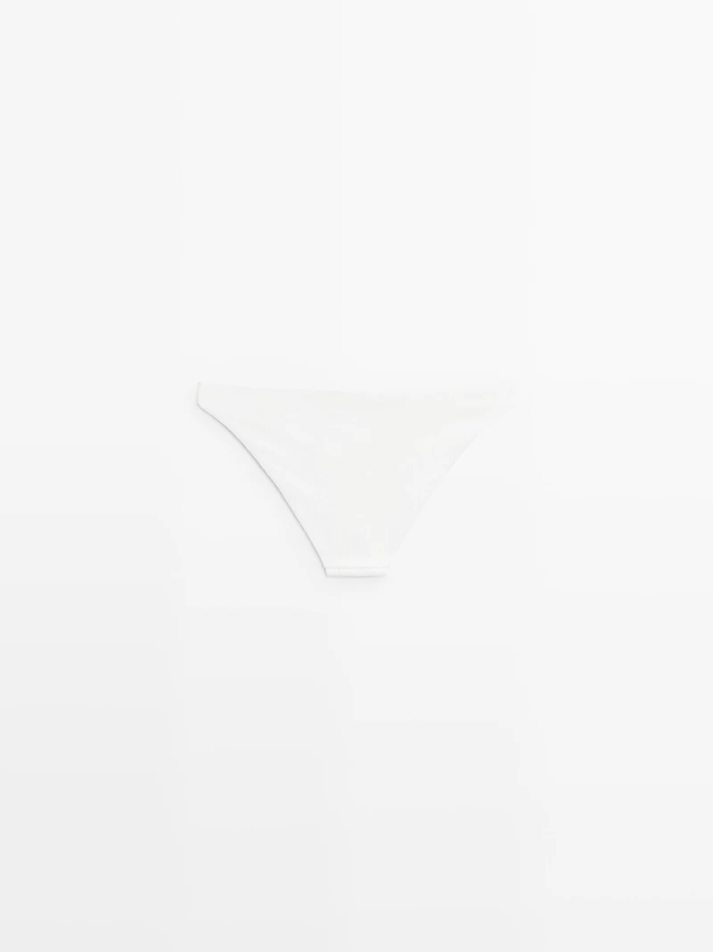 Bas de bikini textur