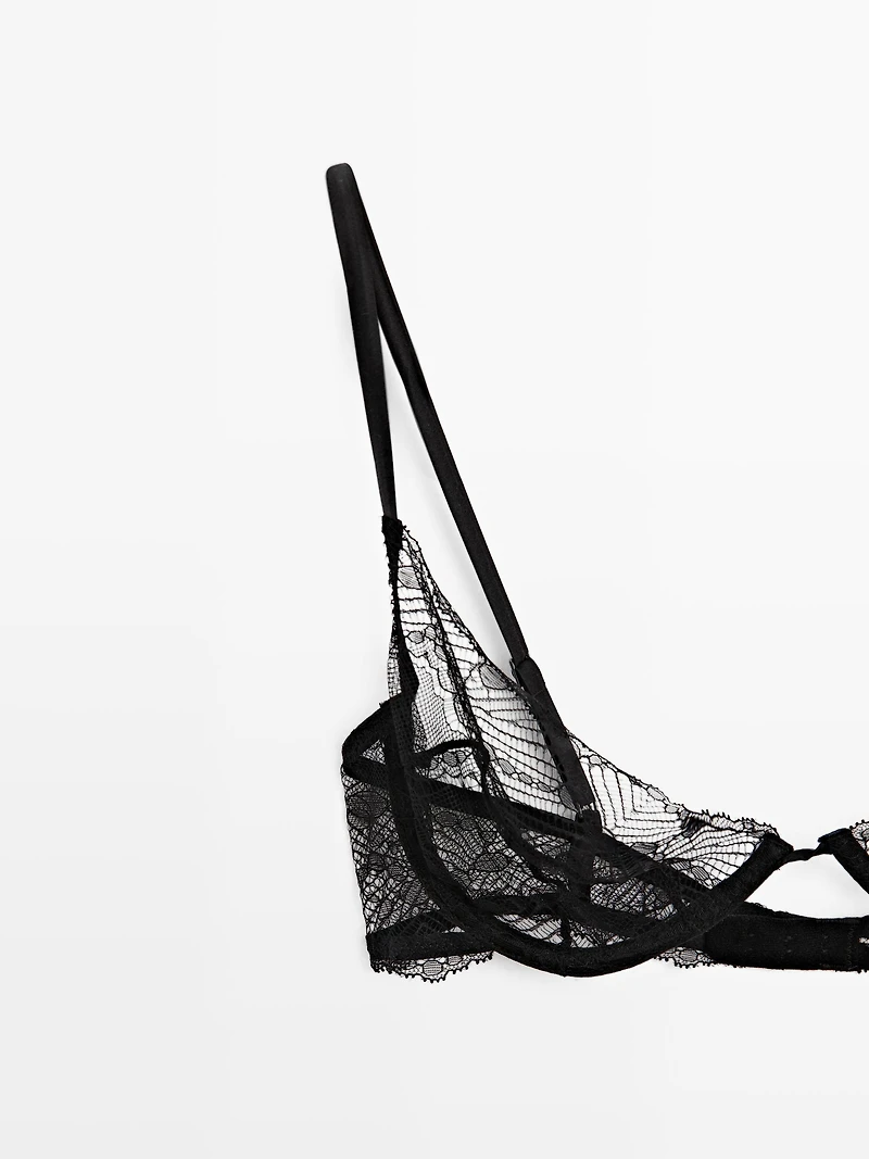 Lace bra with underwire